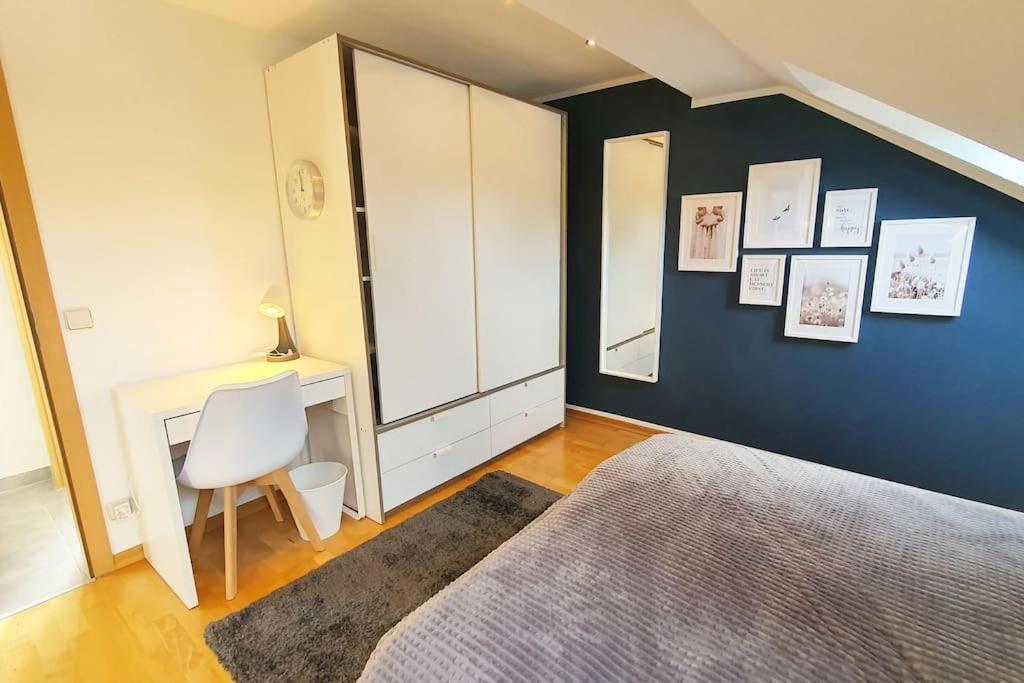 Modernes Und Ruhiges Appartement Mit Loggia Marl Zewnętrze zdjęcie